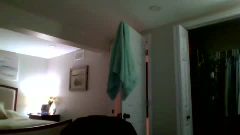 woodeee77 online show from 15, 2, 2026