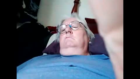 Snapshot of woodpecker115 chatting on 21, 2, 2025 woodpecker115 online show from 21, 2, 2025