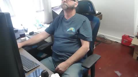 woodworker6473 online show from 16, 10, 2025