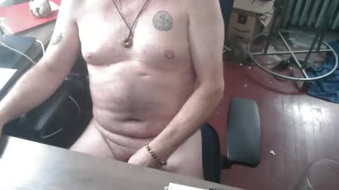 Snapshot of woodworker6473 chatting on 11, 7, 2026 woodworker6473 online show from 11, 7, 2026