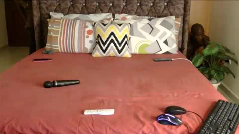 Snapshot of woody_n_buzz chatting on 8, 1, 2025 Woody and Buzz online show from 8, 1, 2025