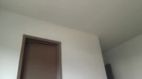 woof_wolf37 online show from 5, 6, 2026