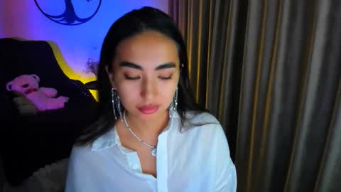 dudetta Kim online show from 25, 11, 2025