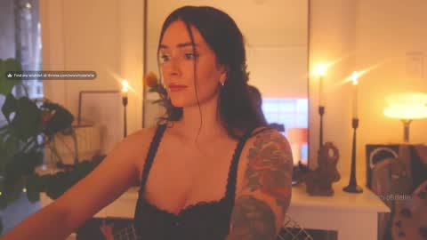 Snapshot of worshipbrielle chatting on 24, 12, 2024 Brielle online show from 24, 12, 2024