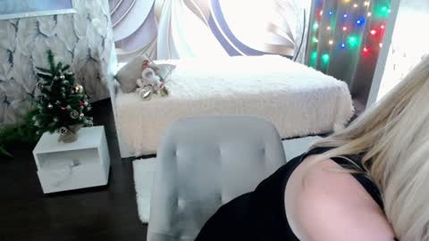 wow_co online show from 12, 12, 2024