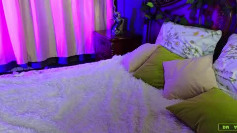 Evelin online show from 18, 4, 2026