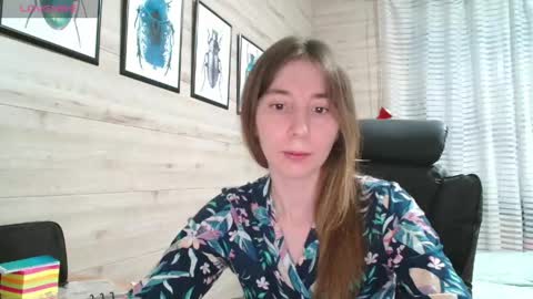 Snapshot of wow_porno_ chatting on 27, 5, 2026 Anna online show from 27, 5, 2026