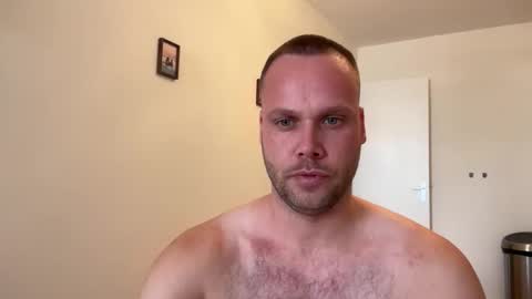 Snapshot of wsvogel chatting on 29, 10, 2025 joejoe online show from 29, 10, 2025