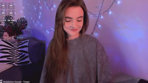 Snapshot of wxiuixw chatting on 31, 10, 2025 Sonya online show from 31, 10, 2025