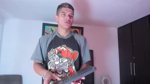 wyatt online show from 2, 11, 2025