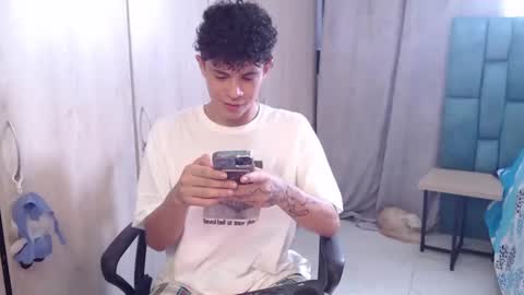 wyatt online show from 12, 1, 2025