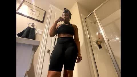 Snapshot of wynterheat chatting on 1, 3, 2026 Wynter Heat online show from 1, 3, 2026