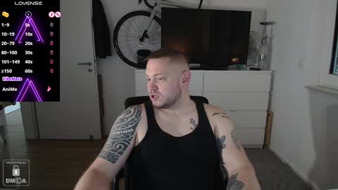 Snapshot of x19marco93x chatting on 2, 2, 2025 x19marco93x online show from 2, 2, 2025