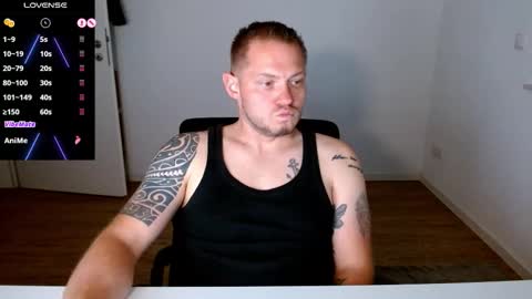 Snapshot of x19marco93x chatting on 1, 10, 2025 x19marco93x online show from 1, 10, 2025