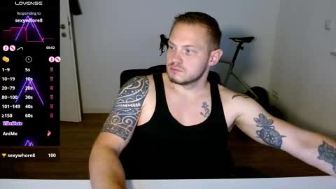 Snapshot of x19marco93x chatting on 25, 10, 2025 x19marco93x online show from 25, 10, 2025