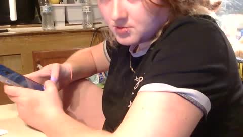 x2kayx2 online show from 4, 2, 2026