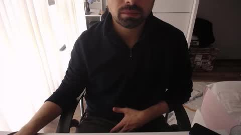 Snapshot of x_____0_____x chatting on 17, 10, 2025 Mr. Lonely online show from 17, 10, 2025