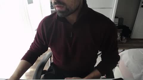 Snapshot of x_____0_____x chatting on 20, 10, 2025 Mr. Lonely online show from 20, 10, 2025