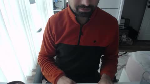 Snapshot of x_____0_____x chatting on 23, 10, 2025 Mr. Lonely online show from 23, 10, 2025