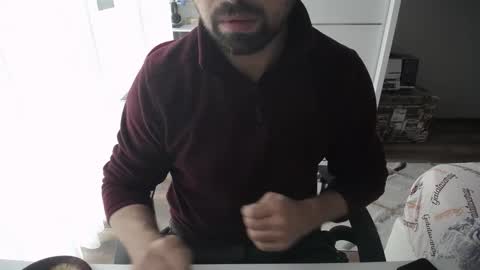 Snapshot of x_____0_____x chatting on 7, 11, 2025 Mr. Lonely online show from 7, 11, 2025