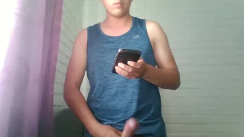 Snapshot of x_andrescam chatting on 4, 3, 2025 x_andrescam online show from 4, 3, 2025