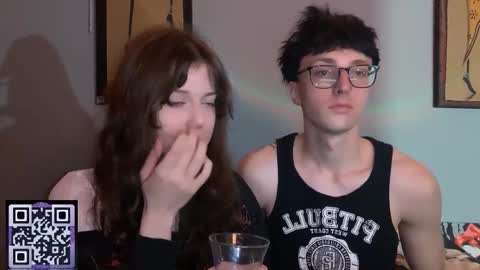 Snapshot of x_files_t chatting on 19, 9, 2025 Philipp and Este online show from 19, 9, 2025