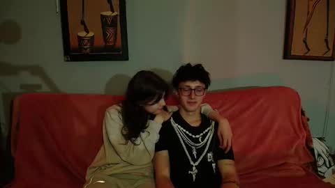 Snapshot of x_files_t chatting on 1, 10, 2025 Philipp and Este online show from 1, 10, 2025