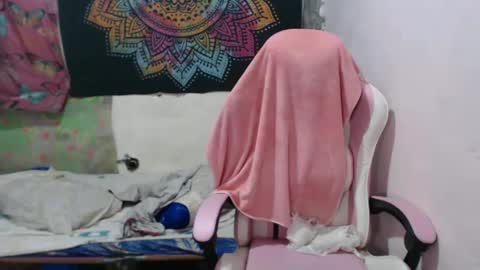 Snapshot of x_lexi_x chatting on 5, 1, 2025 x_lexi_x online show from 5, 1, 2025