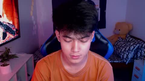 Prince Aldrian  online show from 25, 12, 2024