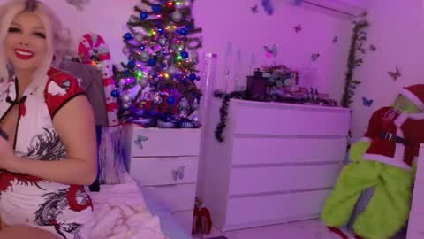 Snapshot of xalexax chatting on 13, 12, 2025 sooo hey im Sperm Mystik from Fuckistan i want you full my all holes bcs i have penis fever online show from 13, 12, 2025