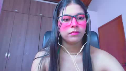 Snapshot of xallysonx_ chatting on 22, 6, 2026 XALLYSONX online show from 22, 6, 2026