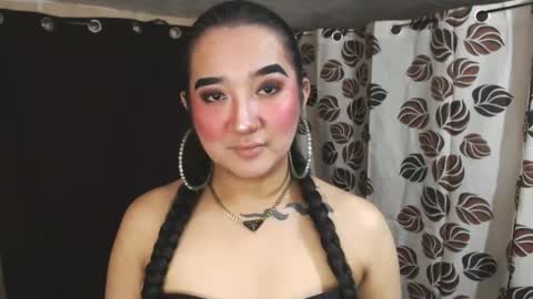 Nira   NOT INTO CHEAP GUYS  online show from 31, 1, 2025