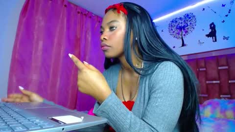 xayu online show from 11, 12, 2024