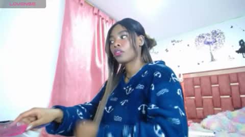 xayu online show from 5, 10, 2025