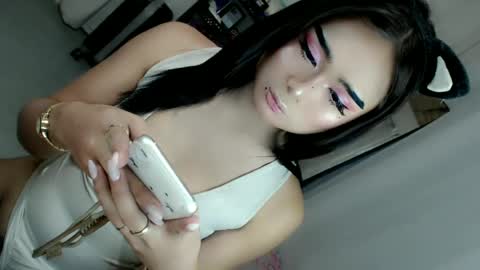 Snapshot of xchinita_kyanggx chatting on 24, 6, 2026 kianna online show from 24, 6, 2026