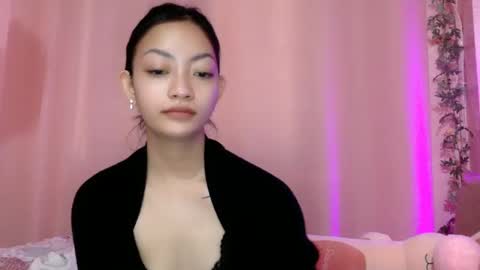 Sachi Cy online show from 3, 2, 2025