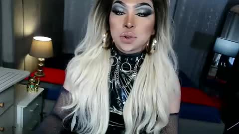 Zhavia online show from 30, 10, 2025