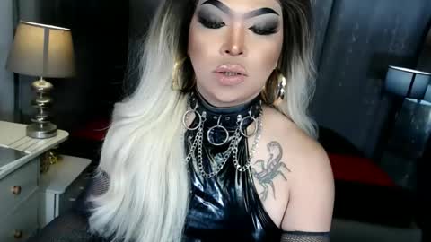 Zhavia online show from 27, 11, 2025