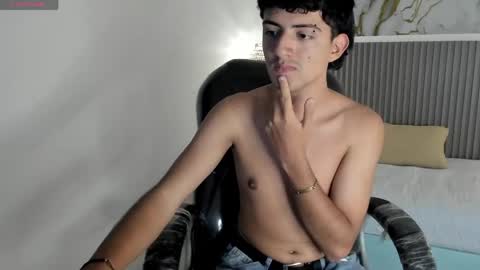 Snapshot of xebastwink chatting on 4, 4, 2026 xebastwink online show from 4, 4, 2026