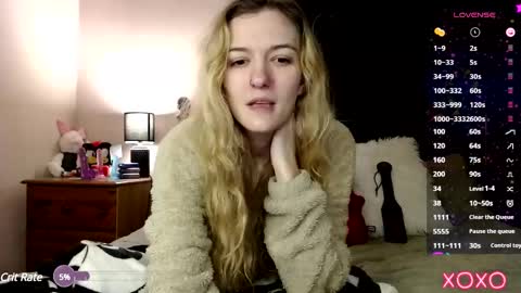 Snapshot of xelliee_rosex chatting on 1, 3, 2025 EllieeRose online show from 1, 3, 2025