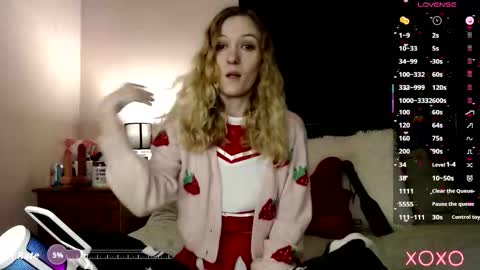 Snapshot of xelliee_rosex chatting on 24, 9, 2025 EllieeRose online show from 24, 9, 2025