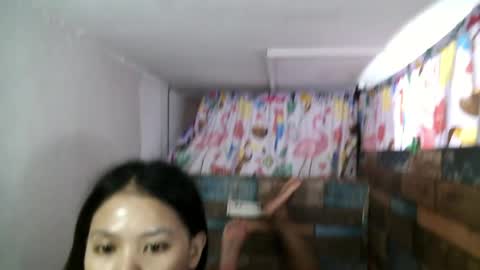 xgurlxlaloox online show from 15, 4, 2026