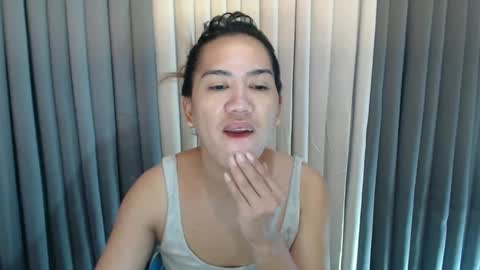 GWEN THOMPSON .......   online show from 8, 12, 2024