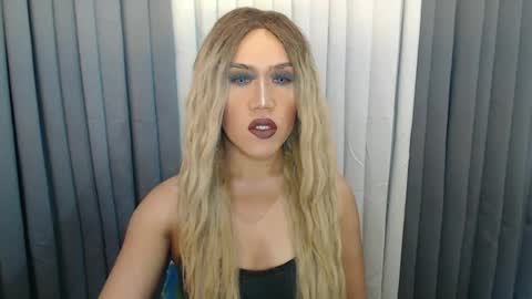 GWEN THOMPSON .......   online show from 9, 12, 2024