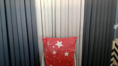 GWEN THOMPSON .......   online show from 2, 2, 2025