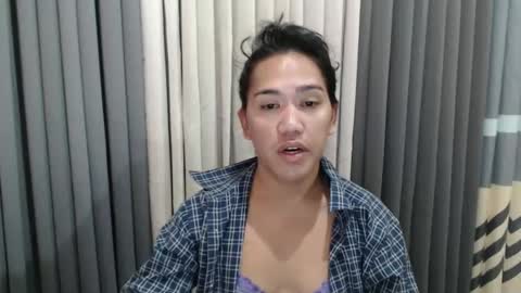 GWEN THOMPSON .......   online show from 21, 2, 2025