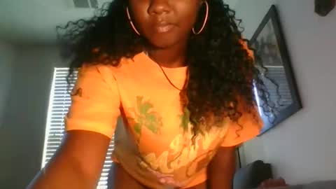 Snapshot of ximora212 chatting on 25, 5, 2026 Ximora online show from 25, 5, 2026