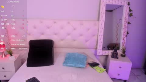 Snapshot of xlmena_slut chatting on 23, 9, 2025 Ximena online show from 23, 9, 2025