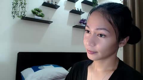 Snapshot of xlovely_destinyx chatting on 26, 3, 2026 Alice online show from 26, 3, 2026