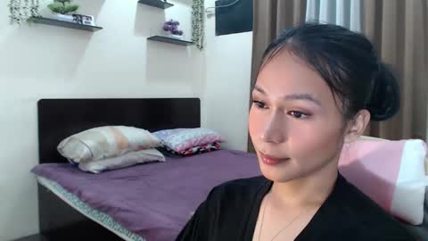 Snapshot of xlovely_destinyx chatting on 13, 5, 2026 Alice online show from 13, 5, 2026